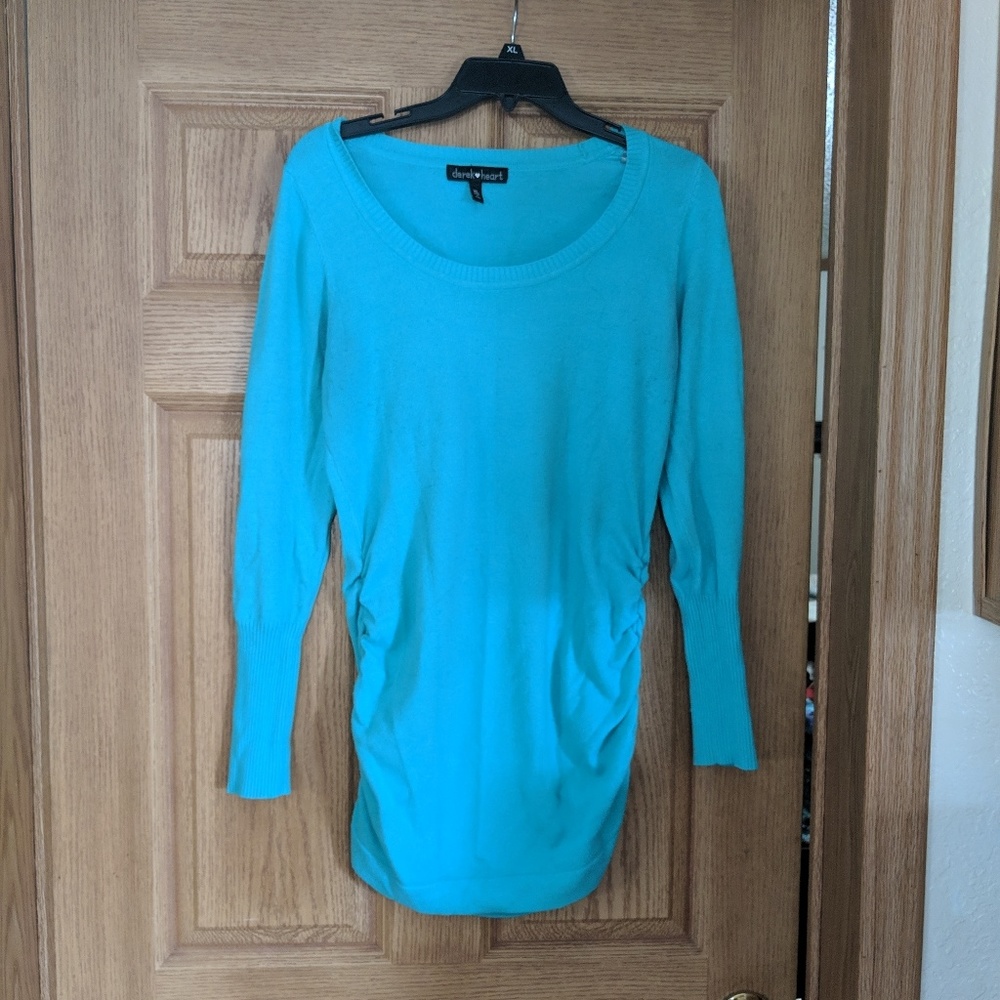 Super comfy turquiose sweater with cinched sides